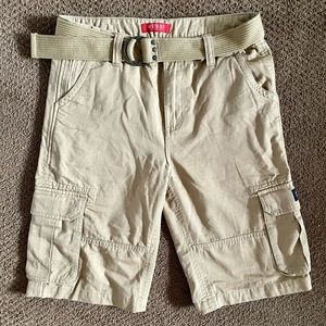 GUESS Carter cargo shorts with belt